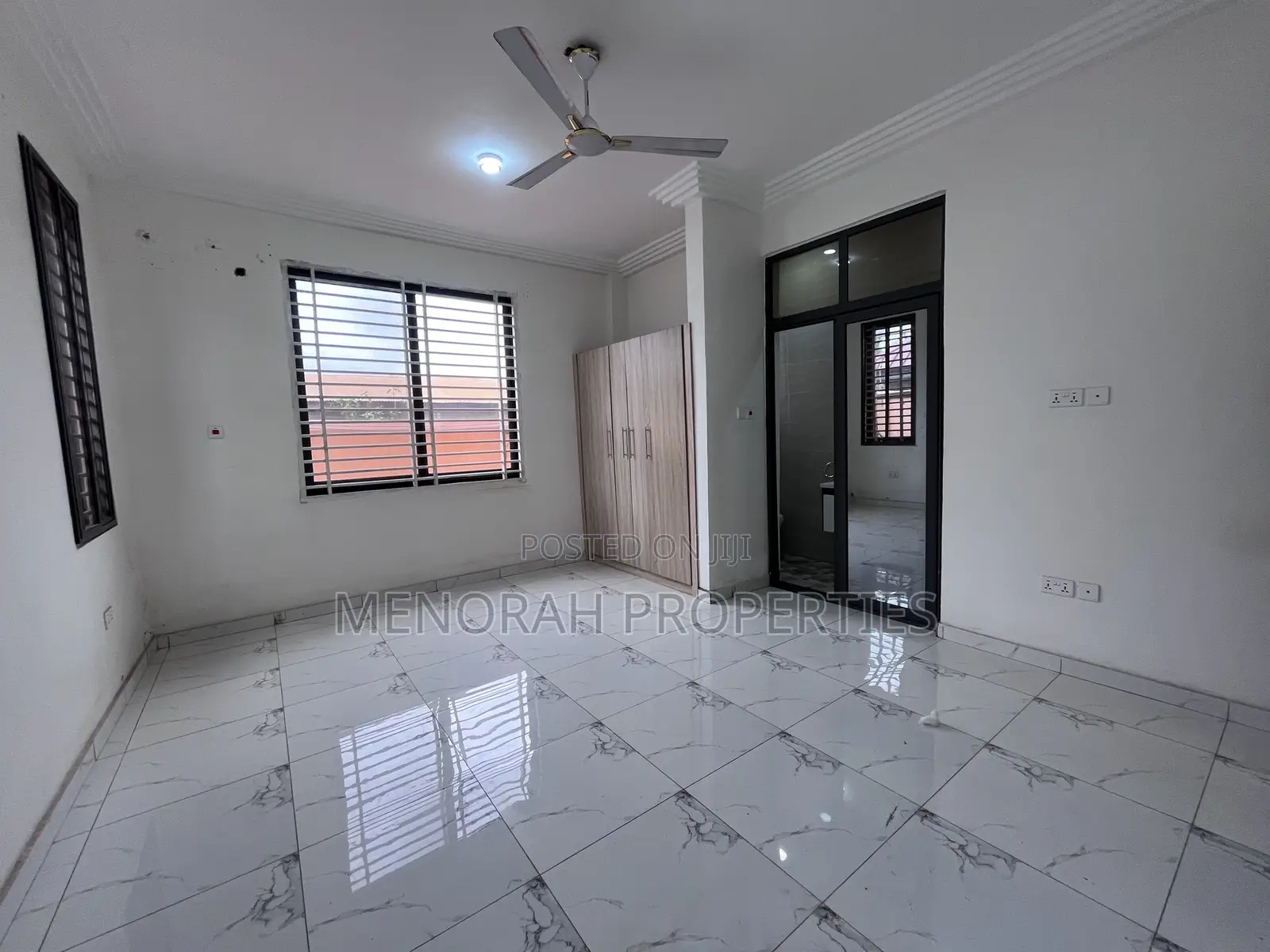 2bdrm Apartment in Adenta, Amrahia for rent