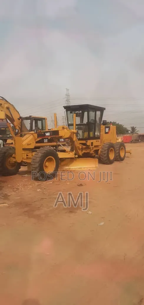 Heavy Duty Machines for Rent