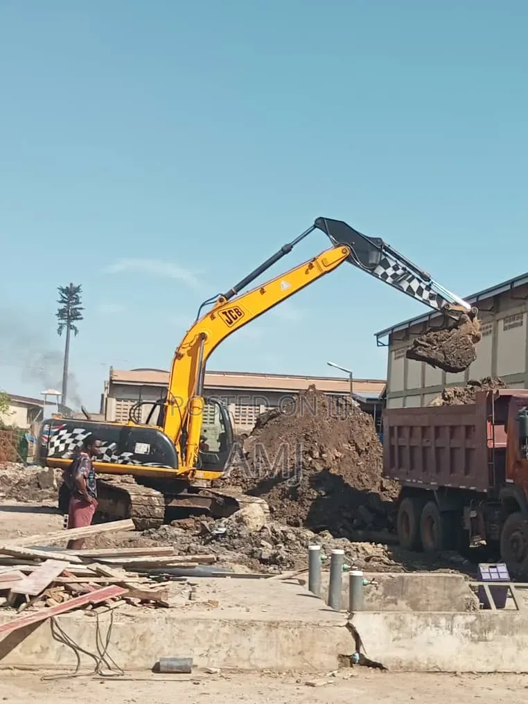 Heavy Duty Machines for Rent
