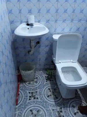 1bdrm Apartment in Sakwood Enterprise, Danfa for rent