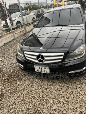 Mercedes-Benz C250 2013 Black