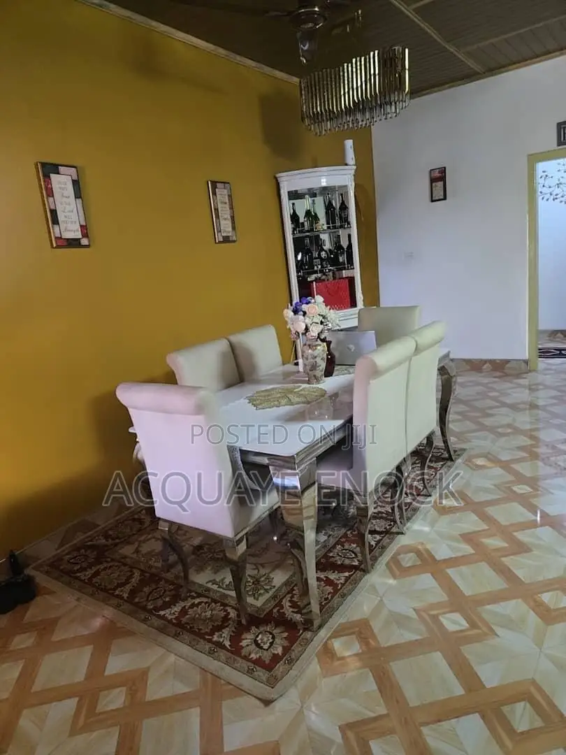 Furnished 5bdrm House in Manhean for sale