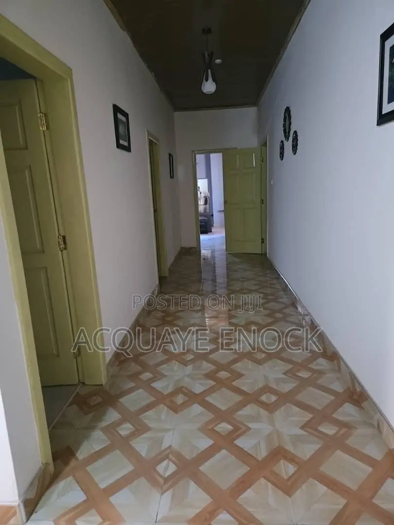 Furnished 5bdrm House in Manhean for sale
