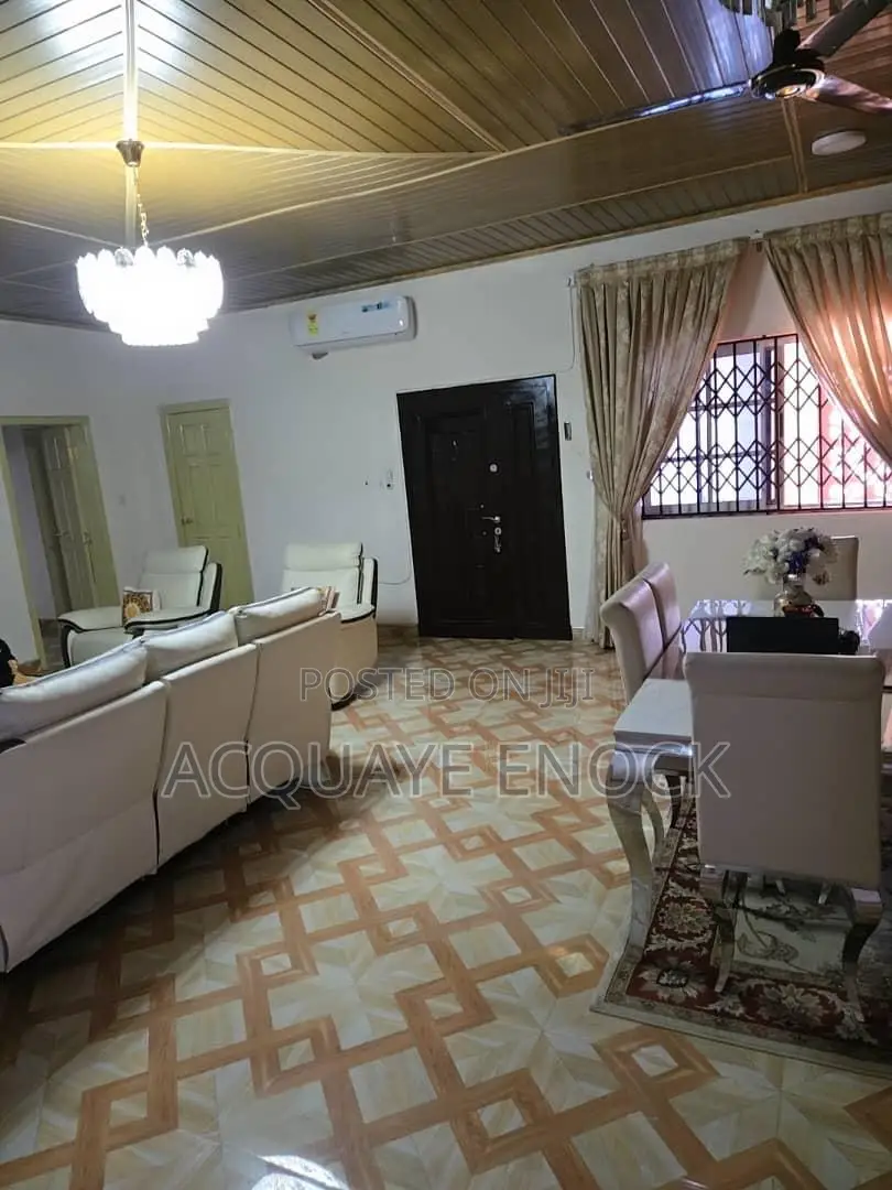 Furnished 5bdrm House in Manhean for sale
