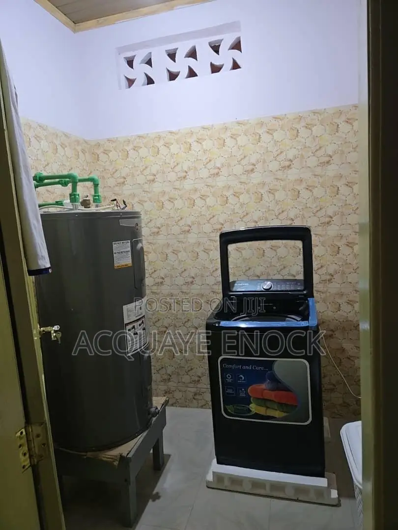 Furnished 5bdrm House in Manhean for sale