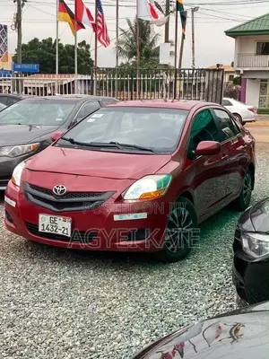 Toyota Yaris 1.5 Liftback Automatic 2009 Red