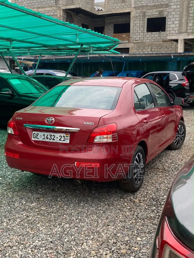 Toyota Yaris 1.5 Liftback Automatic 2009 Red