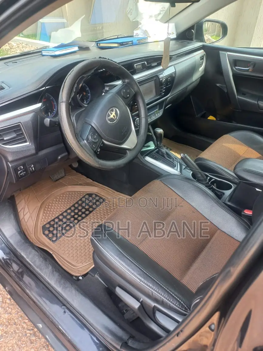Toyota Corolla S 4dr Sedan (1.8L 4cyl CVT) 2014 Black