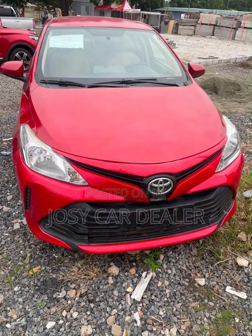 Toyota Vios 2016 Red
