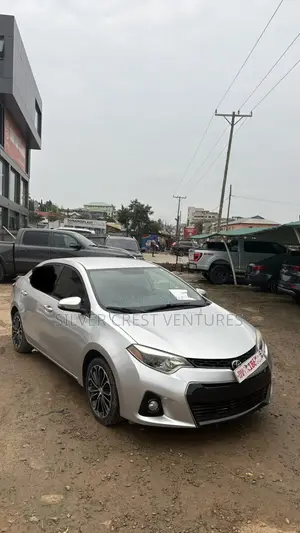 Toyota Corolla S 4dr Sedan (1.8L 4cyl CVT) 2016 Gray