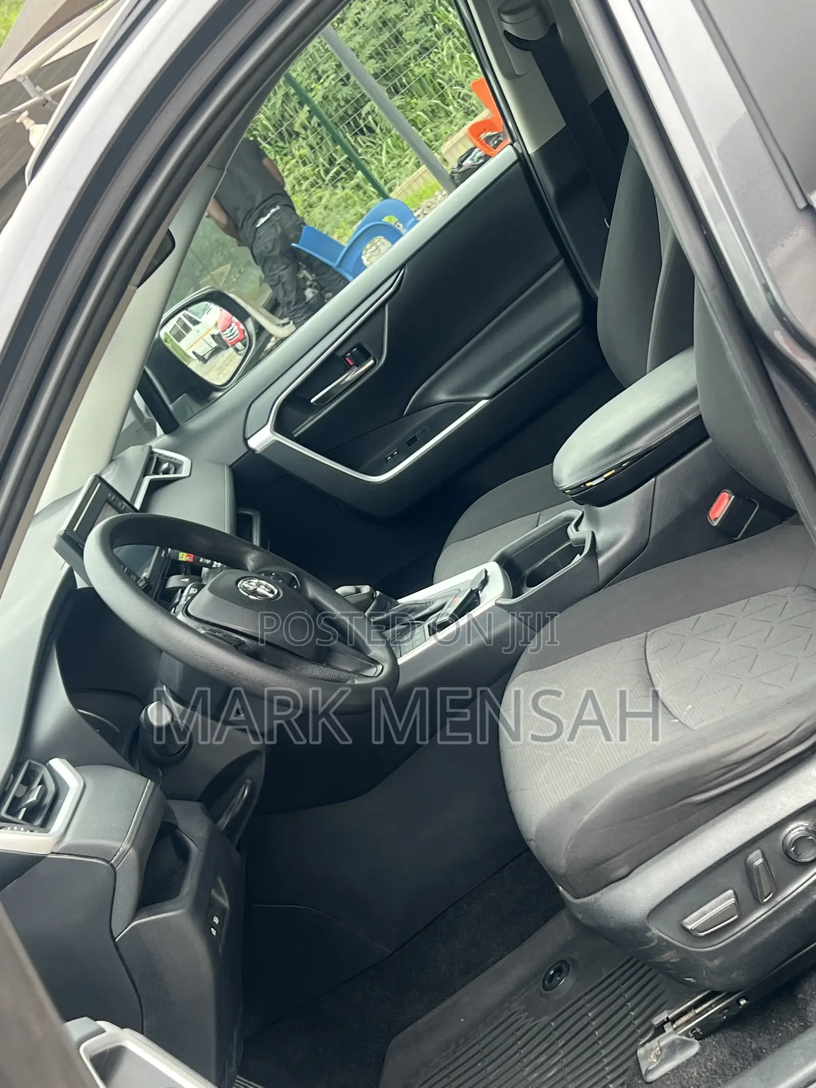 Toyota RAV4 2021 Gray