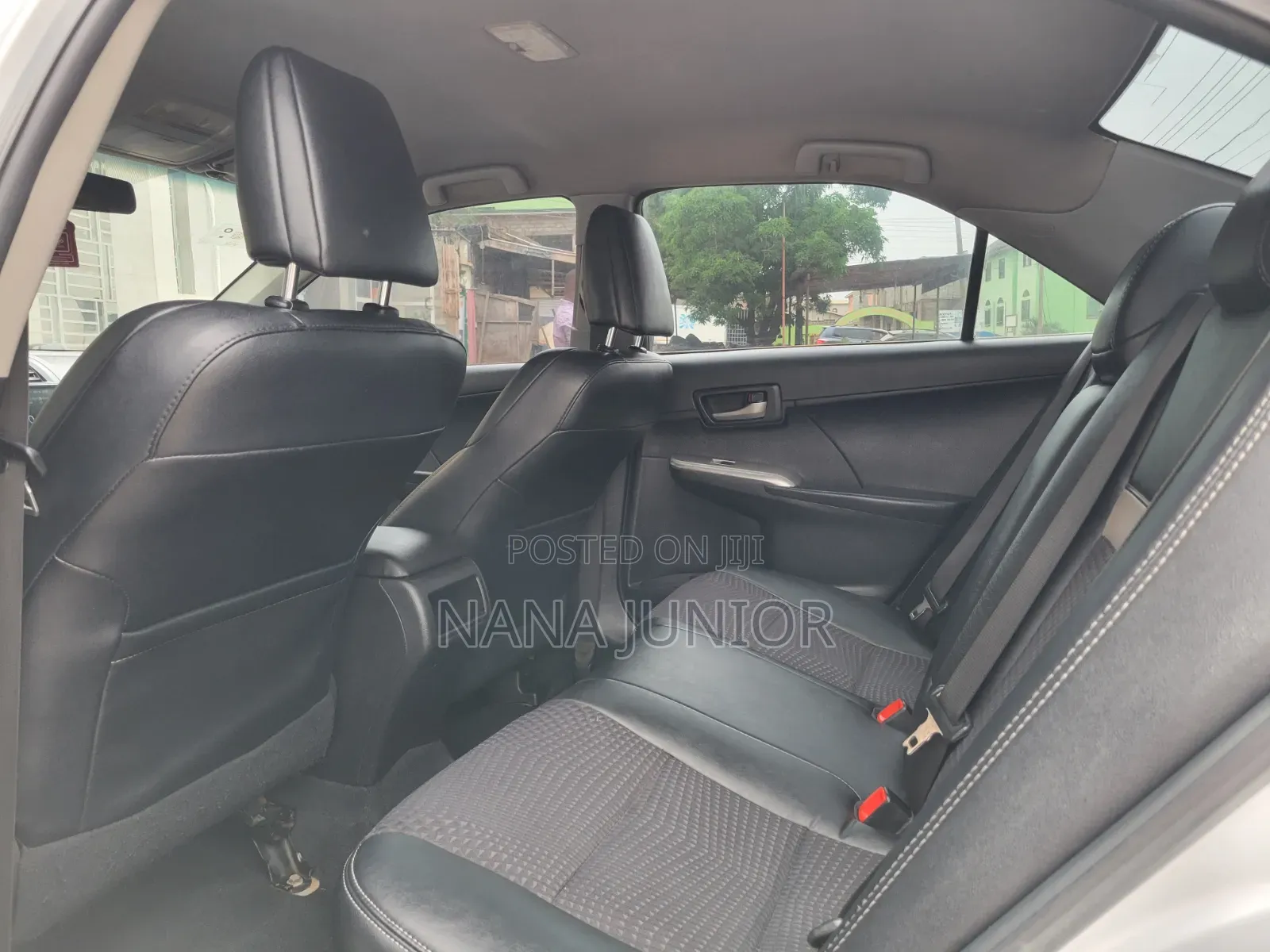 Toyota Camry L 4dr Sedan (2.5L 4cyl 6A) 2014 Silver