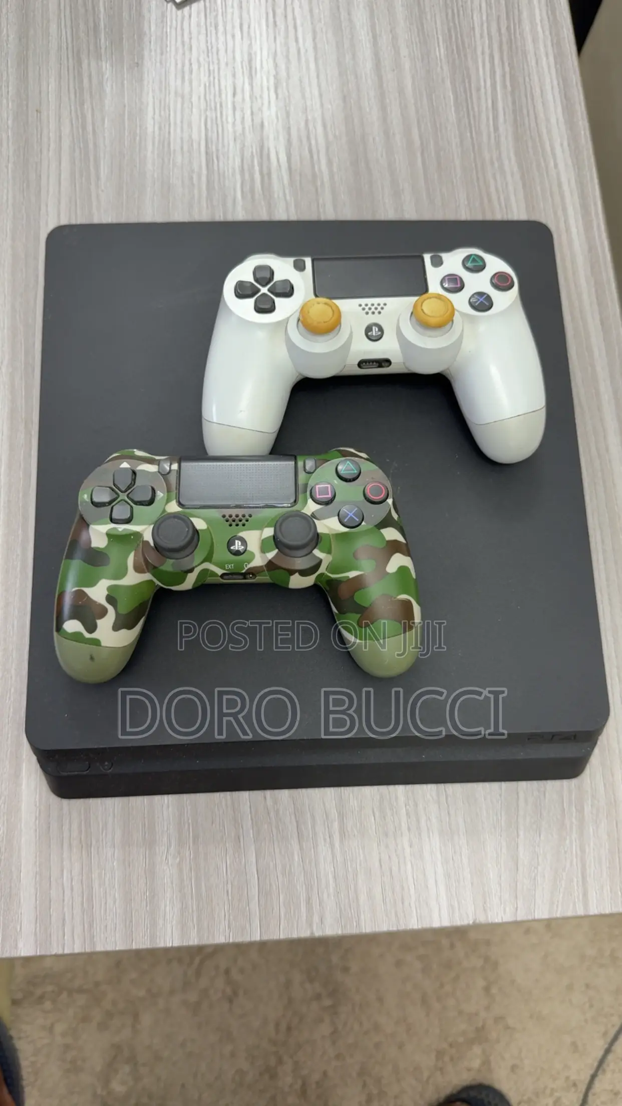PS4 Console