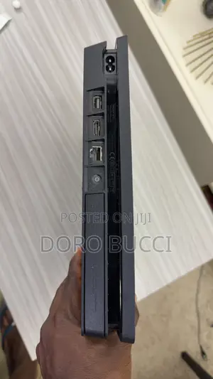 PS4 Console