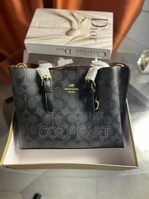 Coach Bag in Box