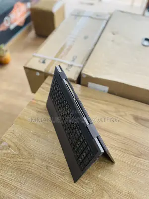 New Laptop HP Envy 15 16GB AMD Ryzen 5 SSD 256GB