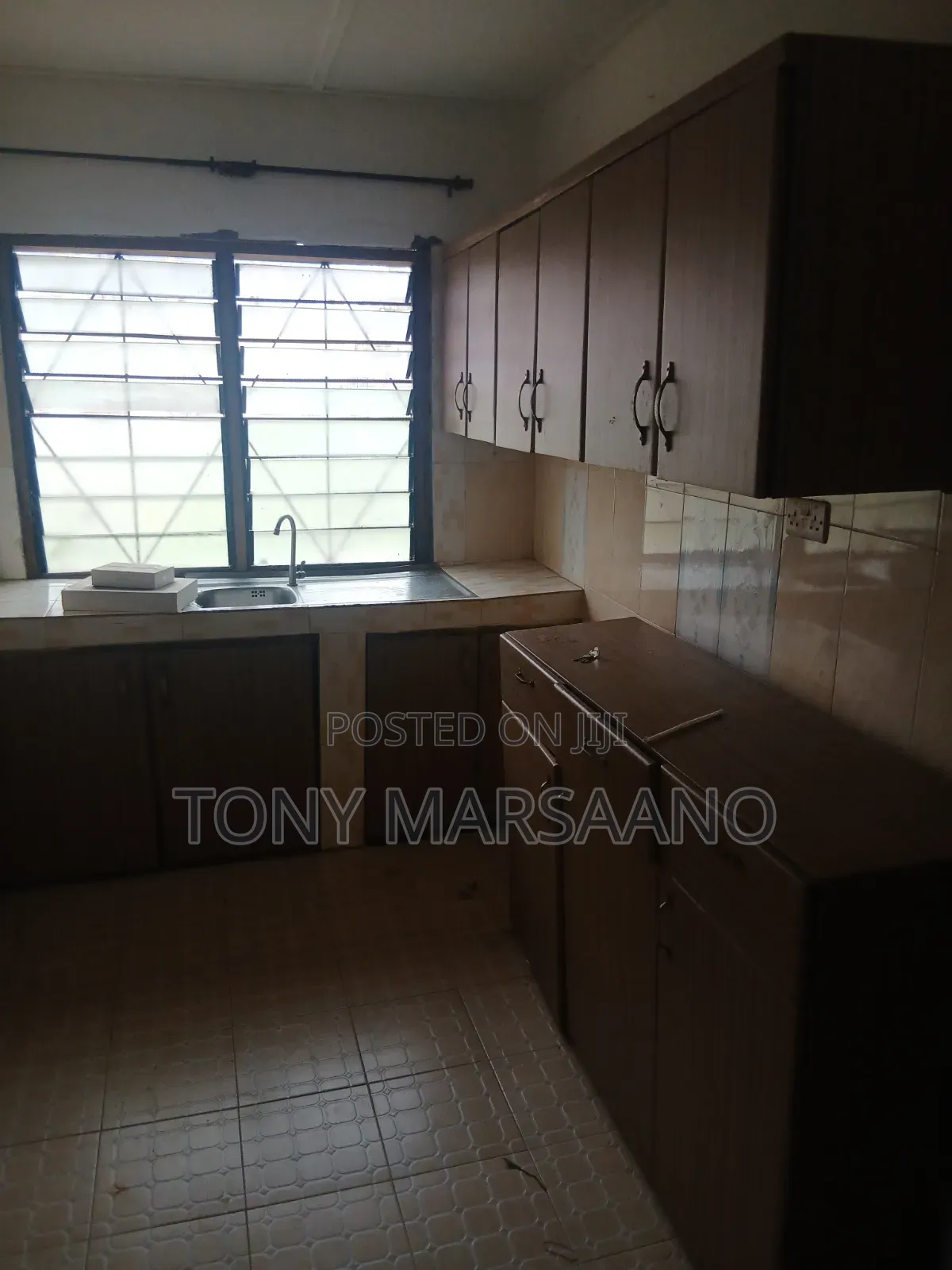 2bdrm Apartment in Haatso, Papao for rent