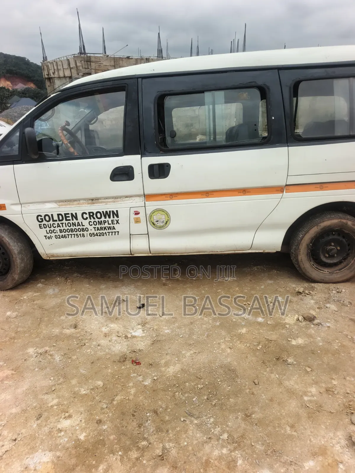 Mitsubishi L300 2006 White