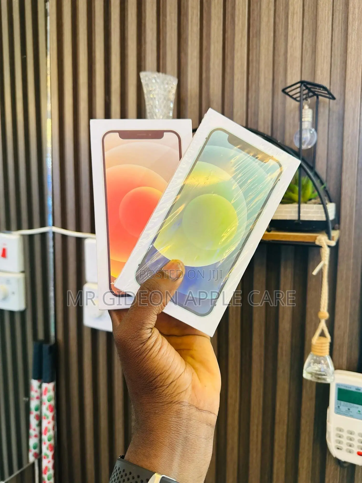 New Apple iPhone 12 64 GB Blue
