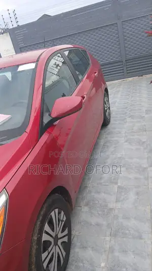 Hyundai Accent SE Hatchback 2017 Red