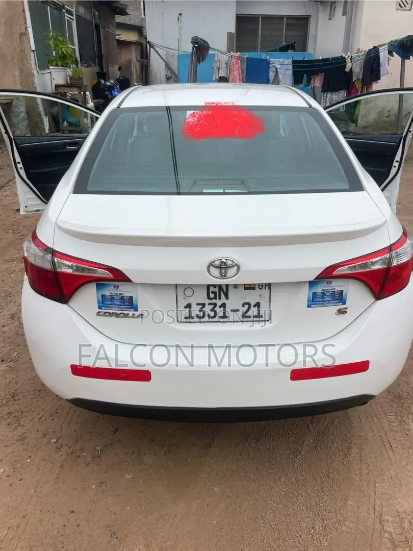 Toyota Corolla 2016 White