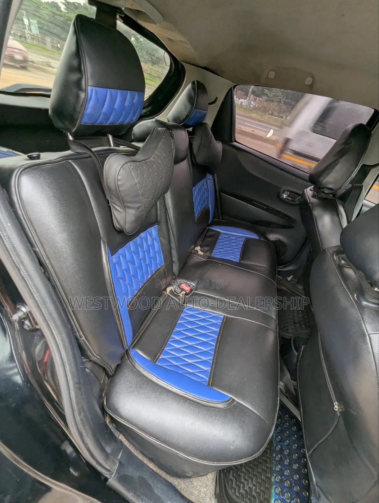 Toyota Vitz 2012 Black