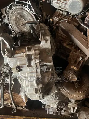 Bring Your Car Gear Box for Service and Repair