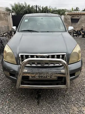 Toyota Land Cruiser Prado 2008 Gray