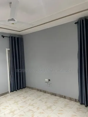 2bdrm Apartment in Born To Pray Estate, Ejisu-Juaben Municipal for rent