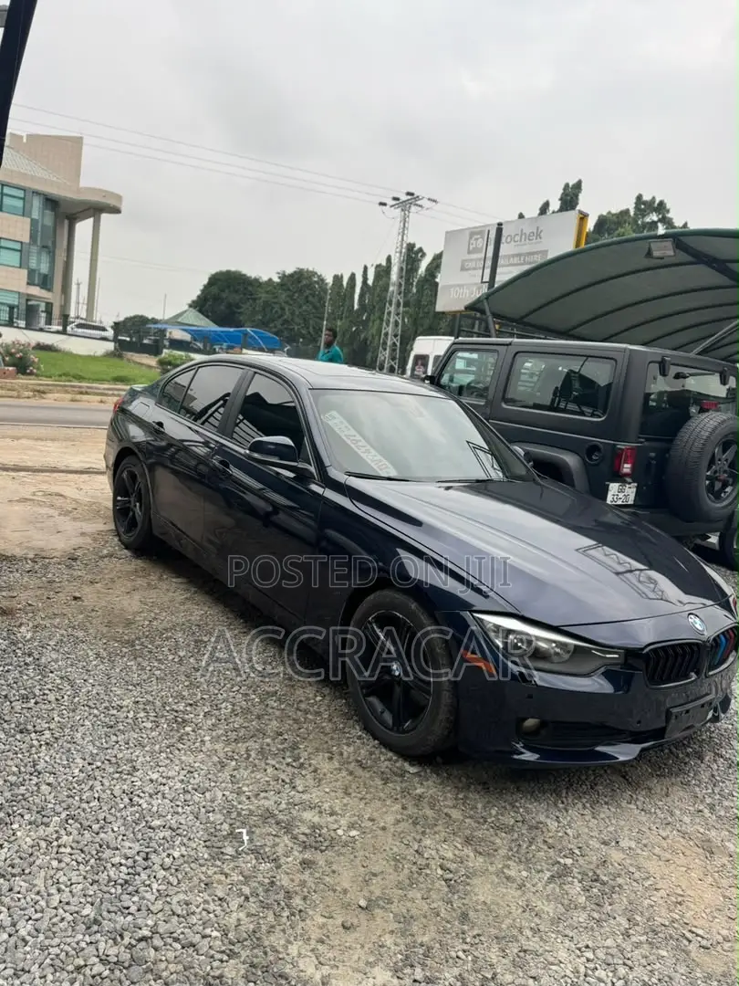 BMW 320i 2016 Blue
