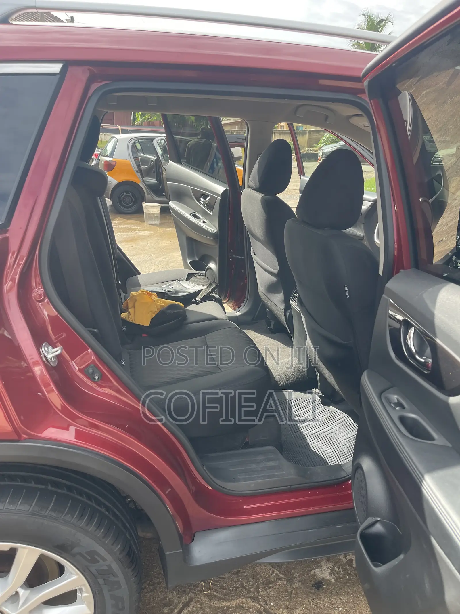 Nissan Rogue SV AWD 2018 Red