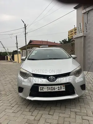 Toyota Corolla 2015 Silver