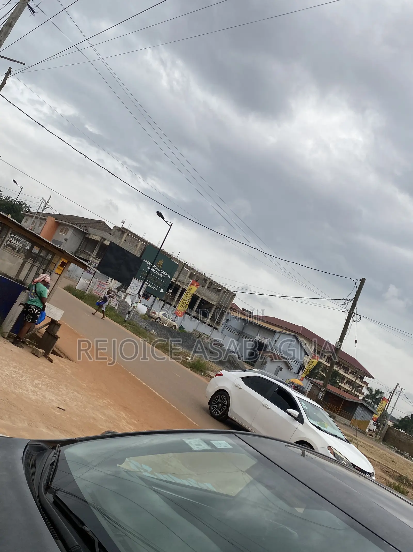 Unisex Salon for Sale