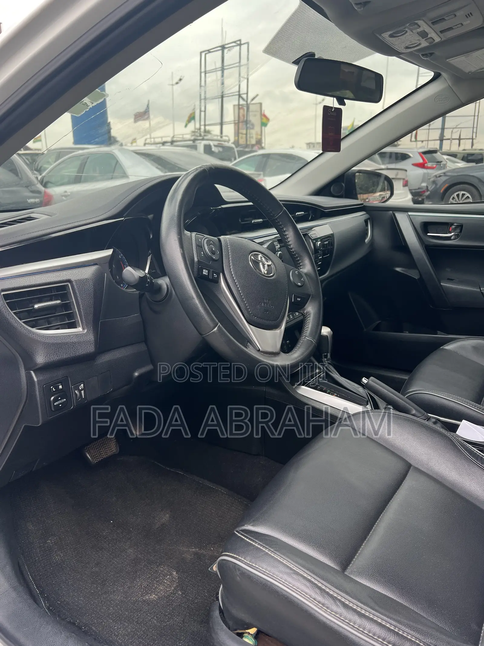 Toyota Corolla S w/Special Edition Pkg (1.8L 4cyl CVT) 2016 White
