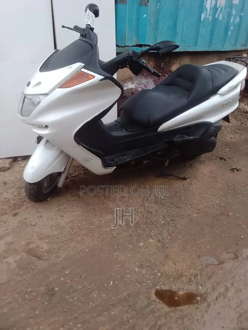 Yamaha Majesty 2017 Black