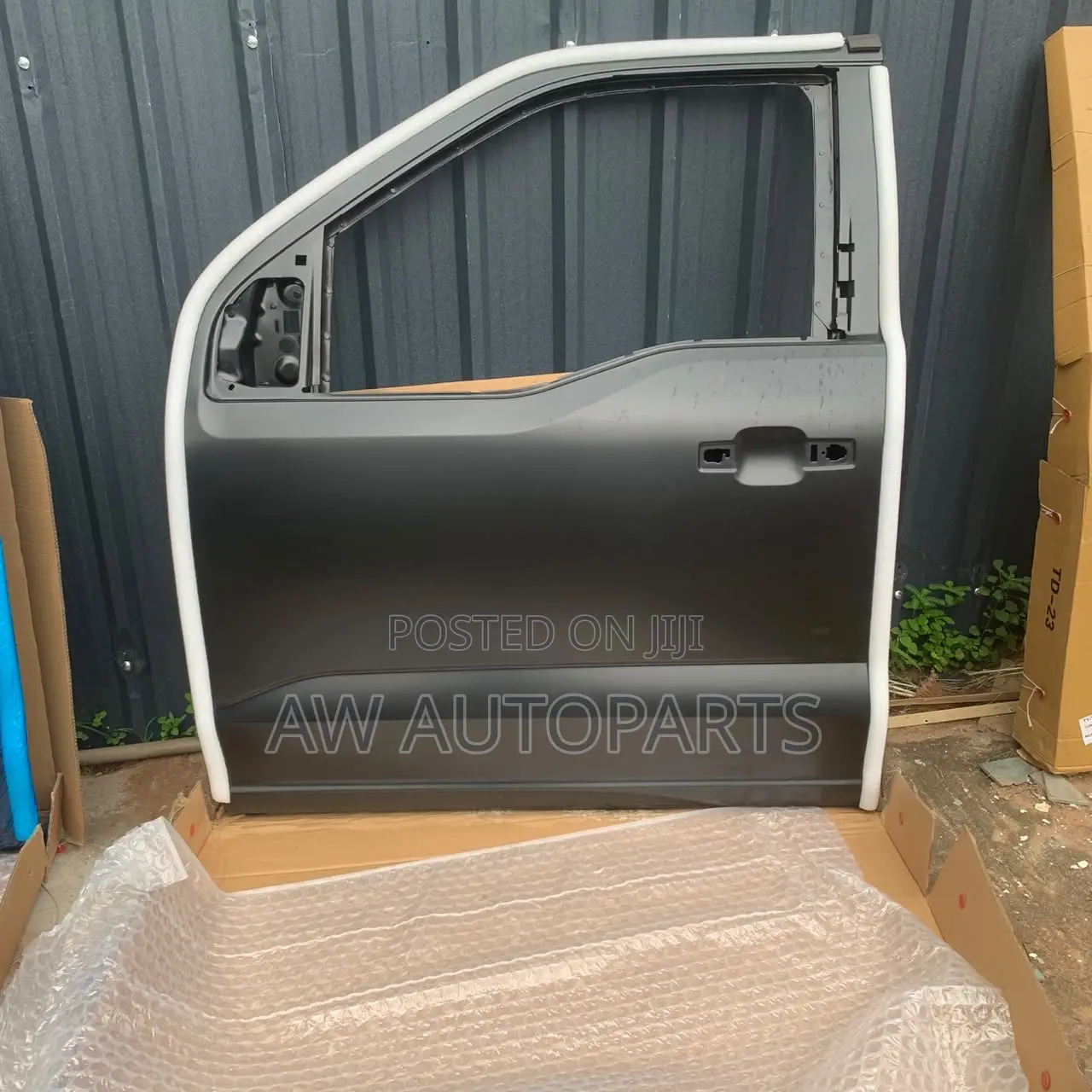 Ford F150 2022 Doors