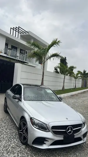 Mercedes-Benz C300 2021 Silver