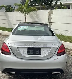 Mercedes-Benz C300 2021 Silver