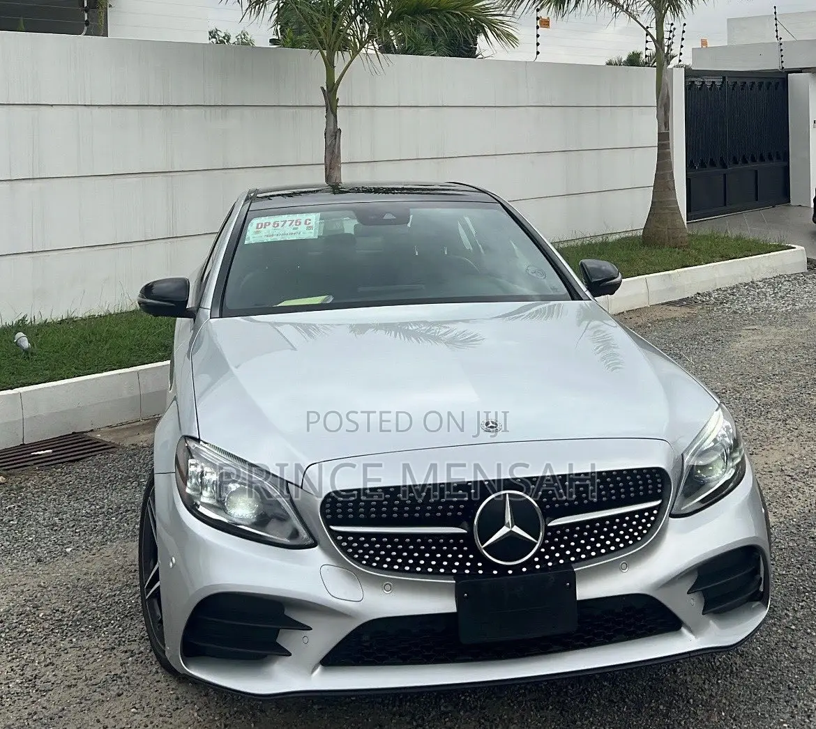 Mercedes-Benz C300 2021 Silver