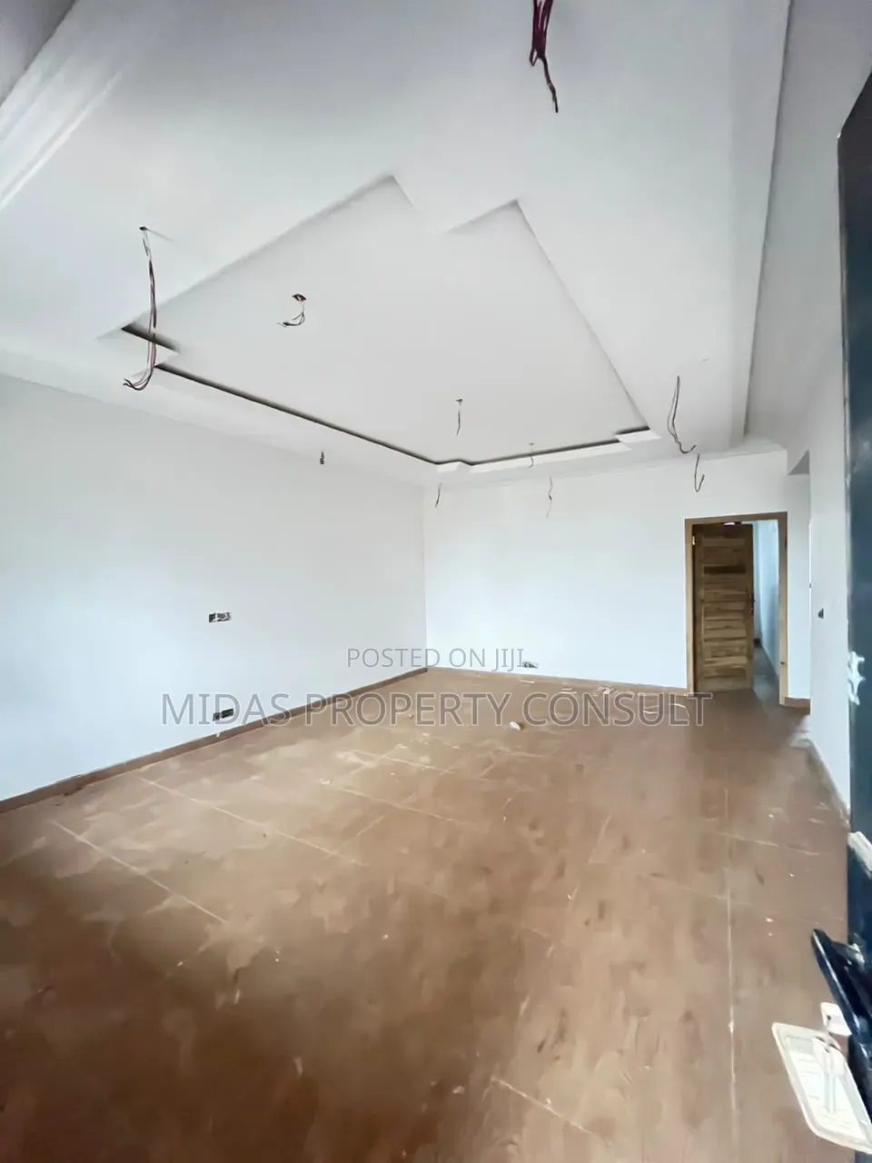 2bdrm Apartment in Madina, Estate for rent