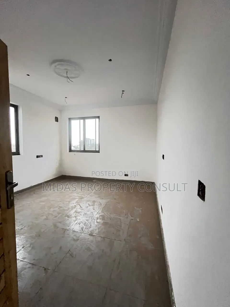 2bdrm Apartment in Madina, Estate for rent