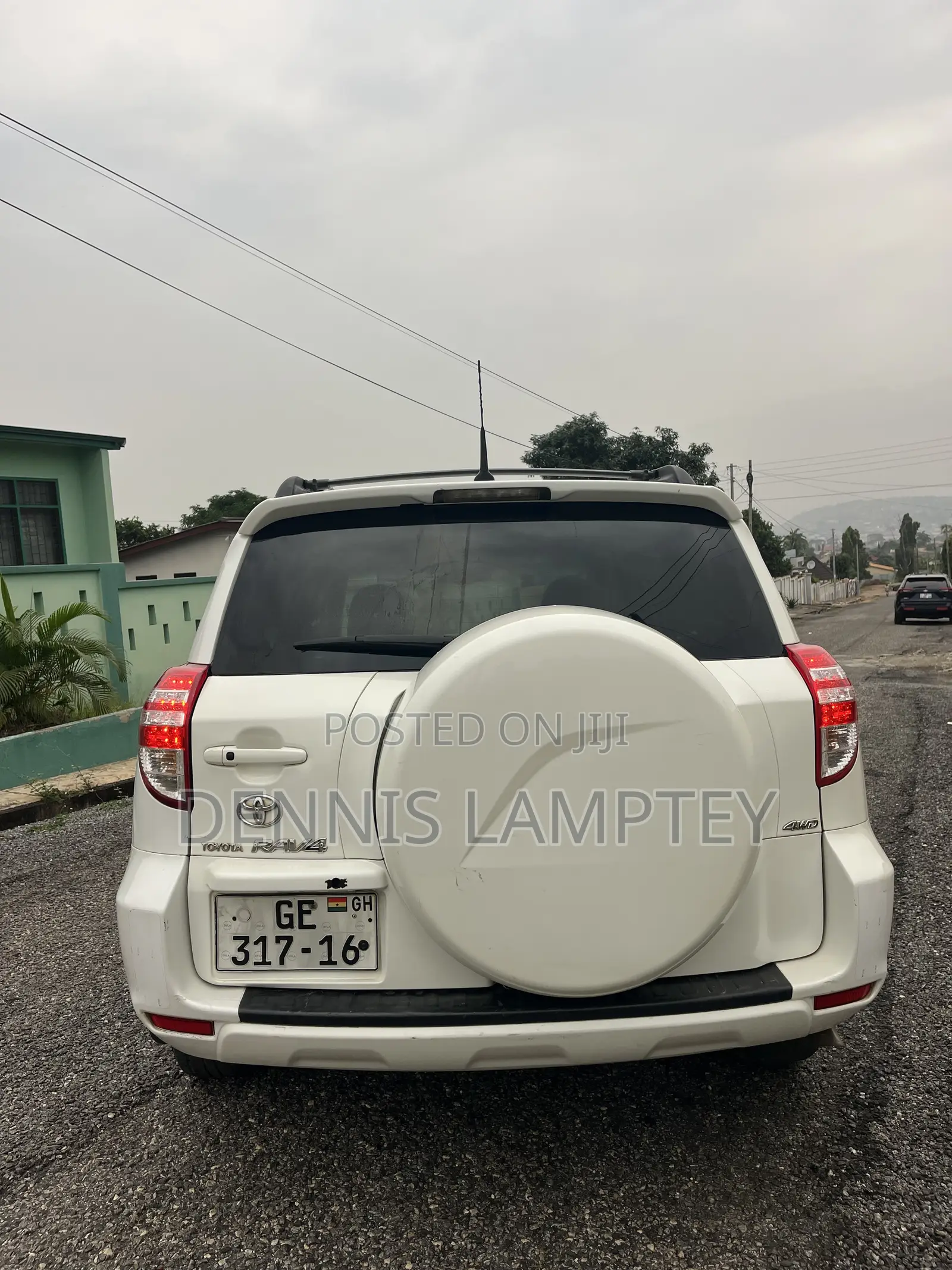 Toyota RAV4 2011 White