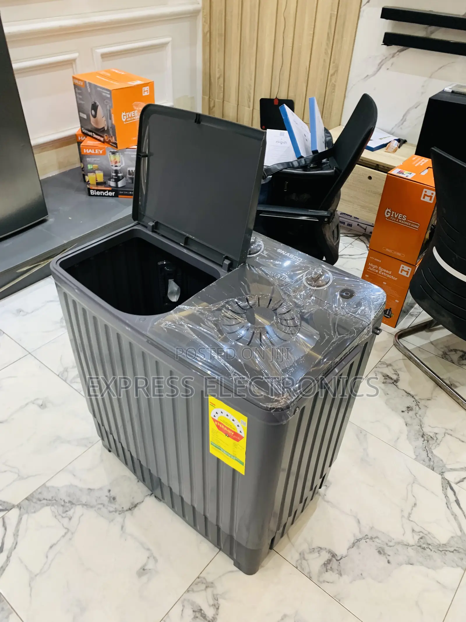 Limited Stock Nasco Black 10Kg Topload Twintub