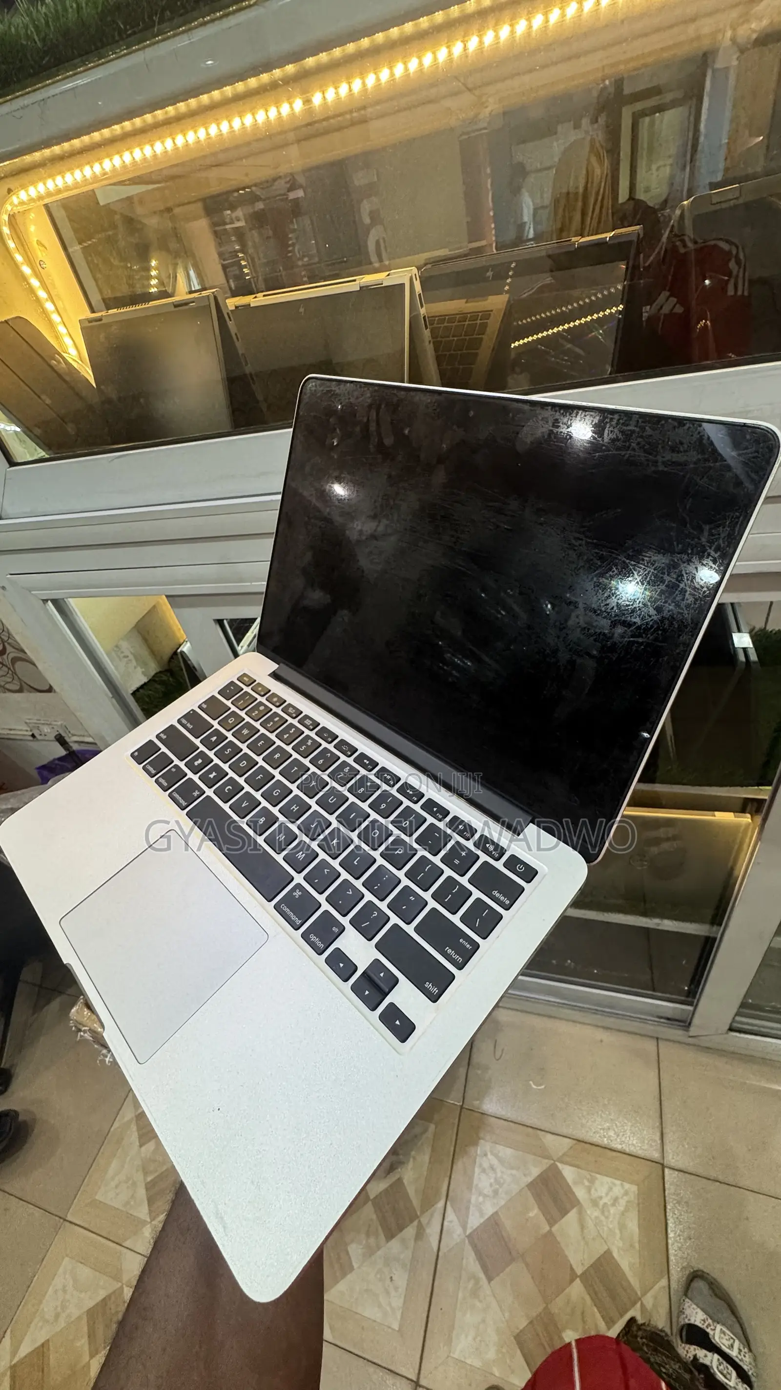 Laptop Apple MacBook Pro 2015 8GB Intel Core i5 SSD 256GB