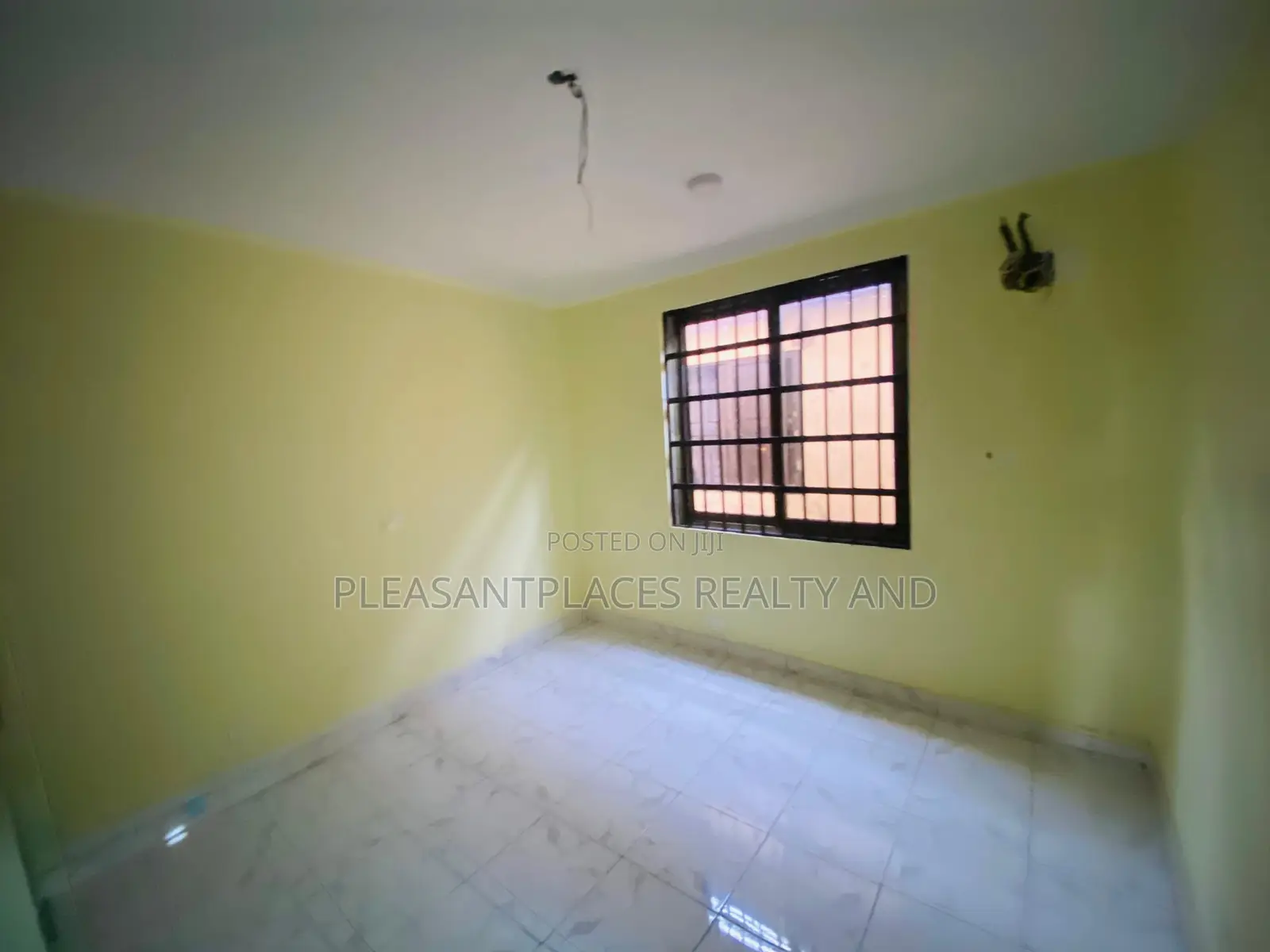 2bdrm Apartment in Pleasantplaces And, Dzorwulu for rent