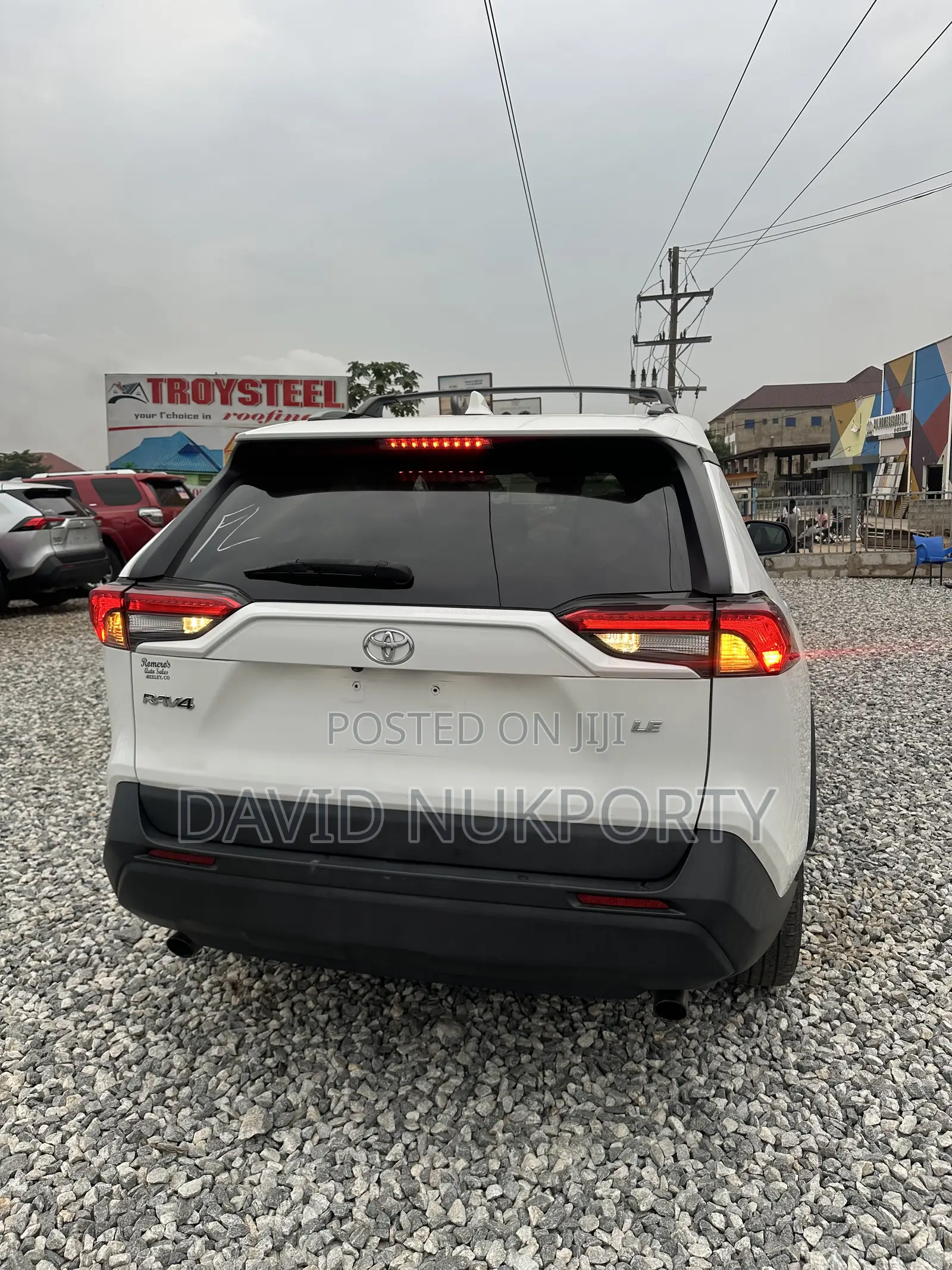 Toyota RAV4 2021 Off white