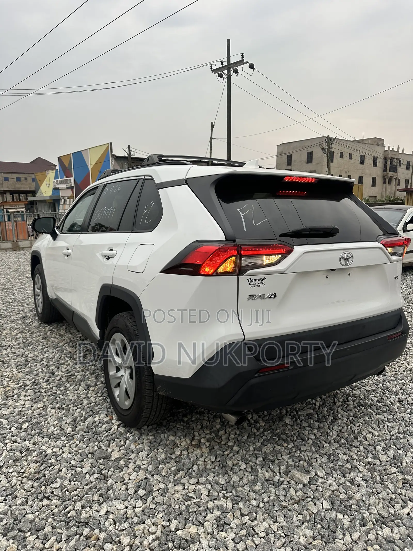 Toyota RAV4 2021 Off white