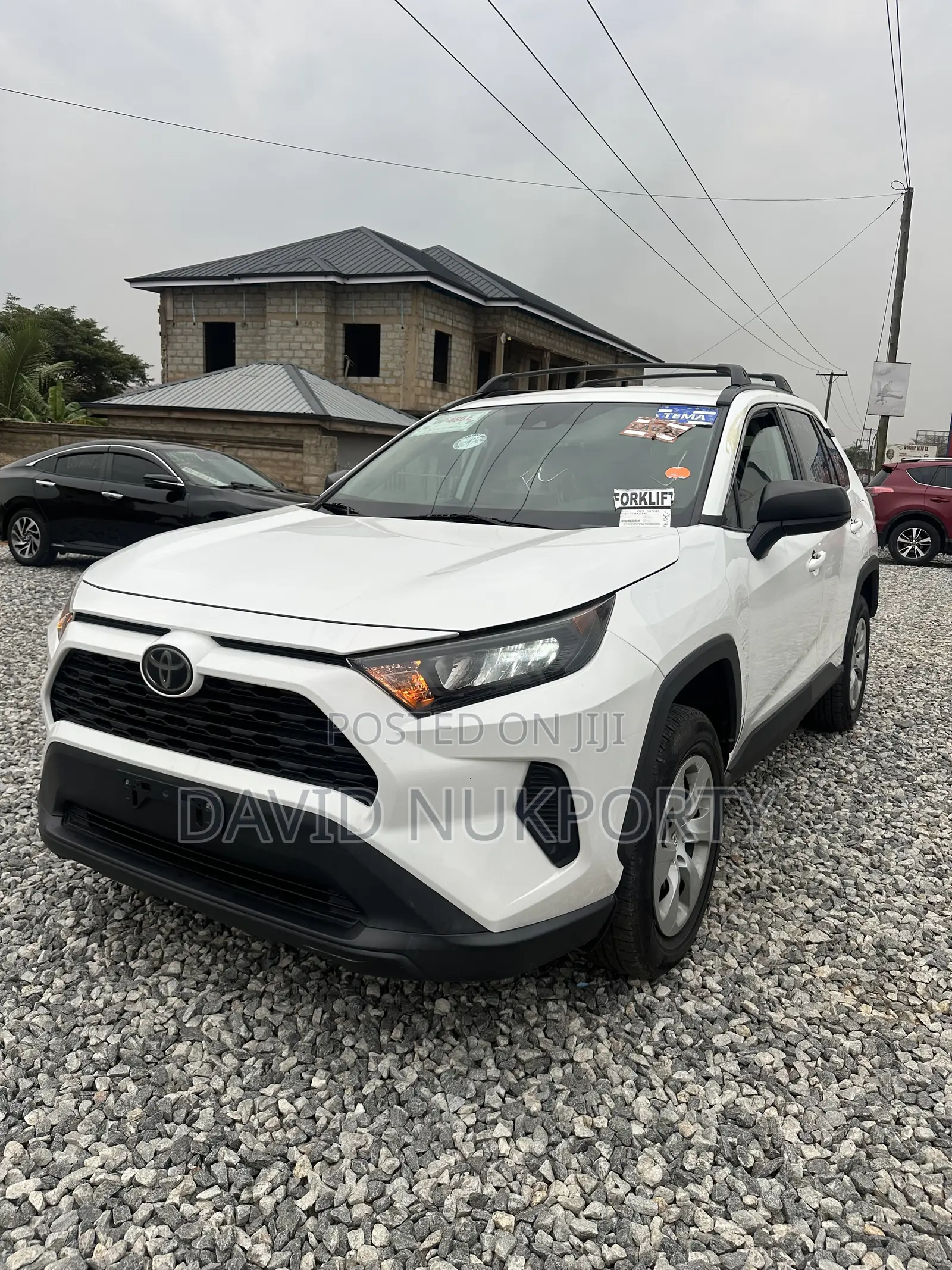 Toyota RAV4 2021 Off white