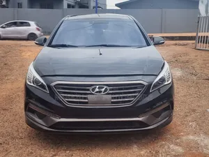Hyundai Sonata Limited w/Brown Leather 4dr Sedan (2.4L 4cyl 6A) 2015