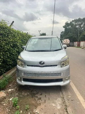 Toyota Voxy 2012 White